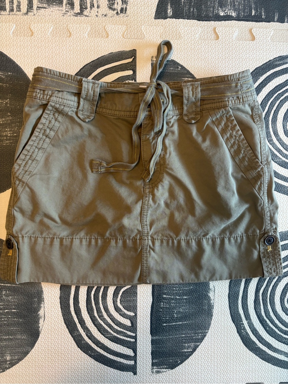 GAP Women’s Olive Tie Waist Mini Skirt, Size 0